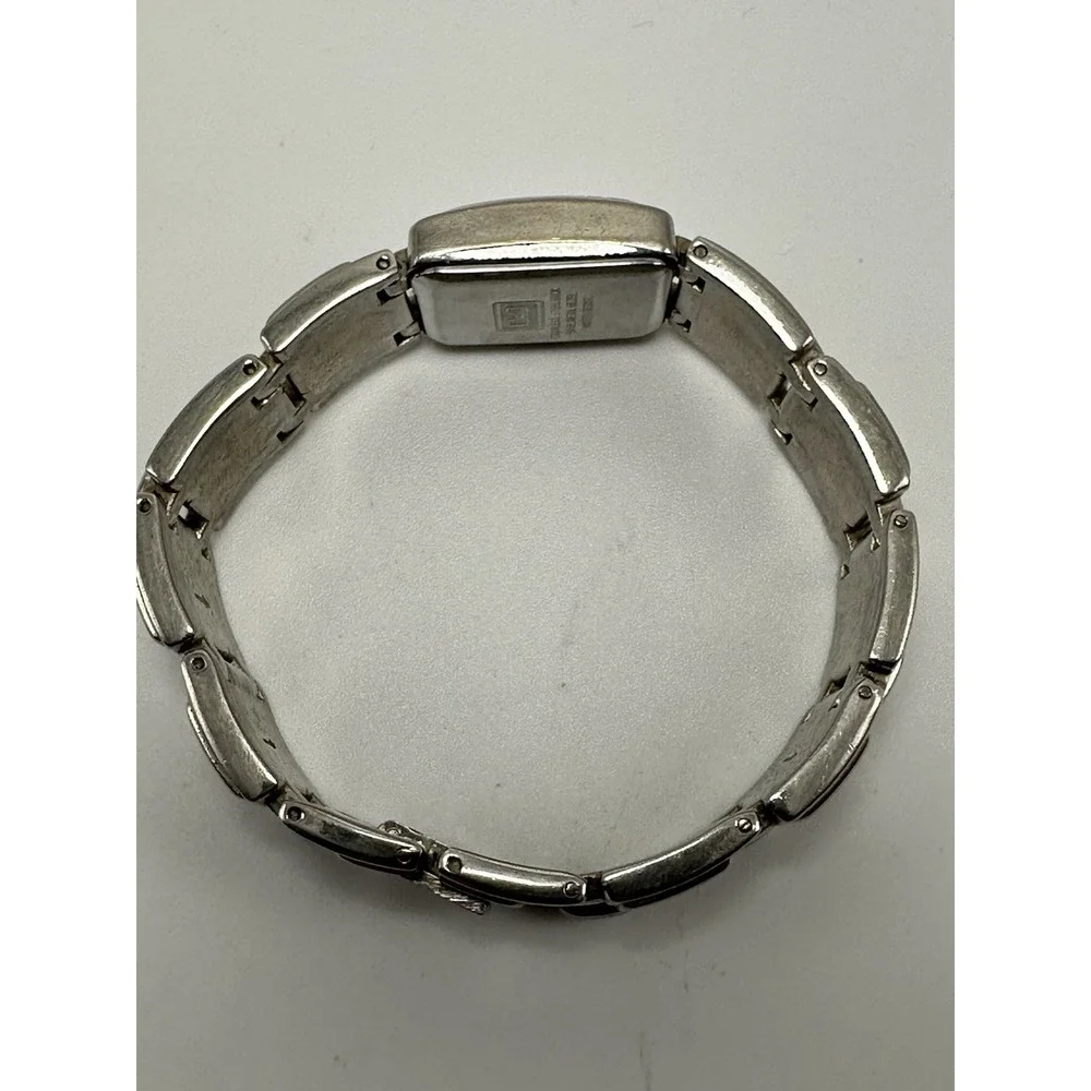 Q&Q GC27-225‎ Ladies Tank Enamel Watch New Battery 19MM 6.75